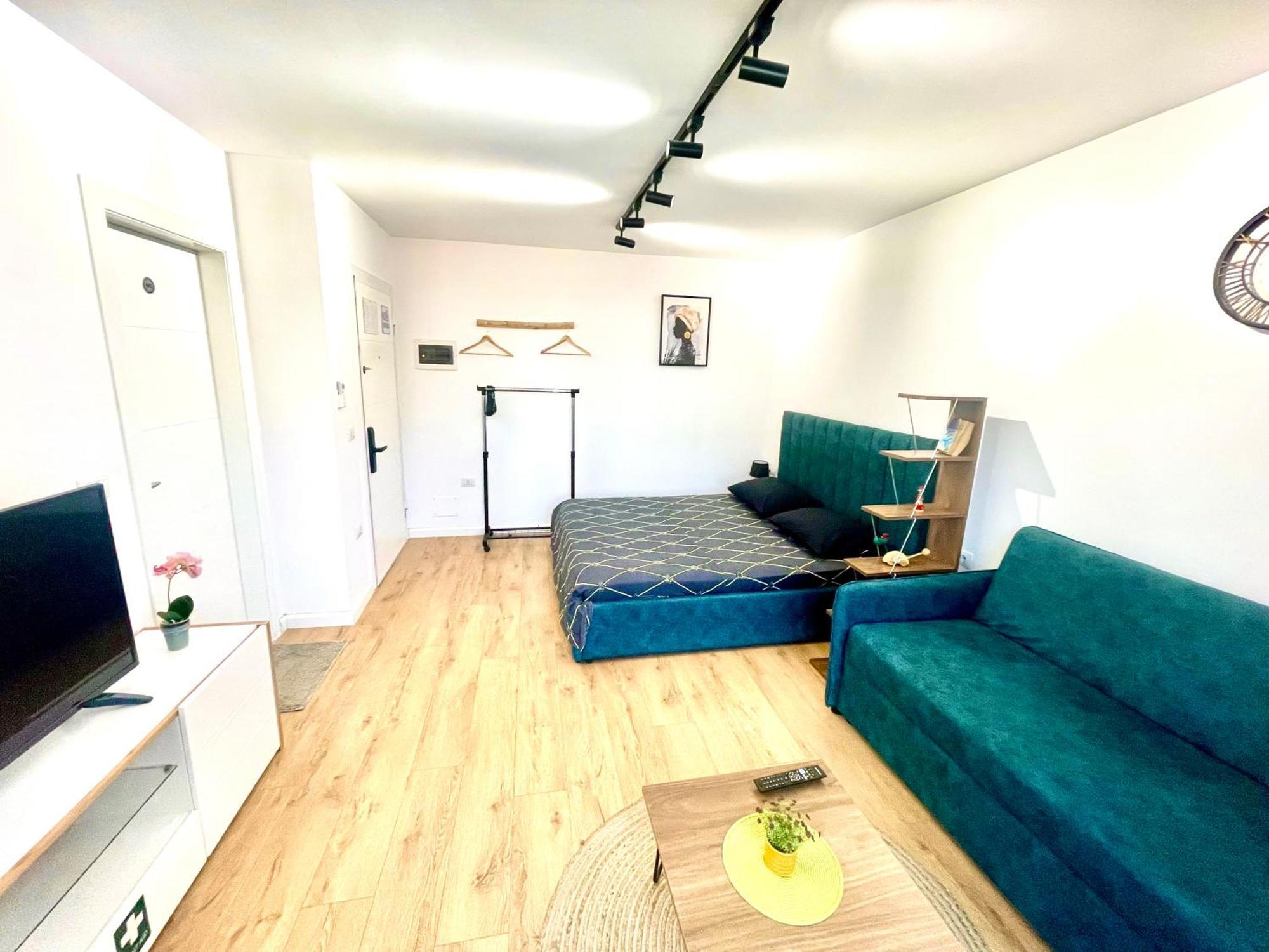 Central Studio Apartment 1, Тирана Екстериор снимка