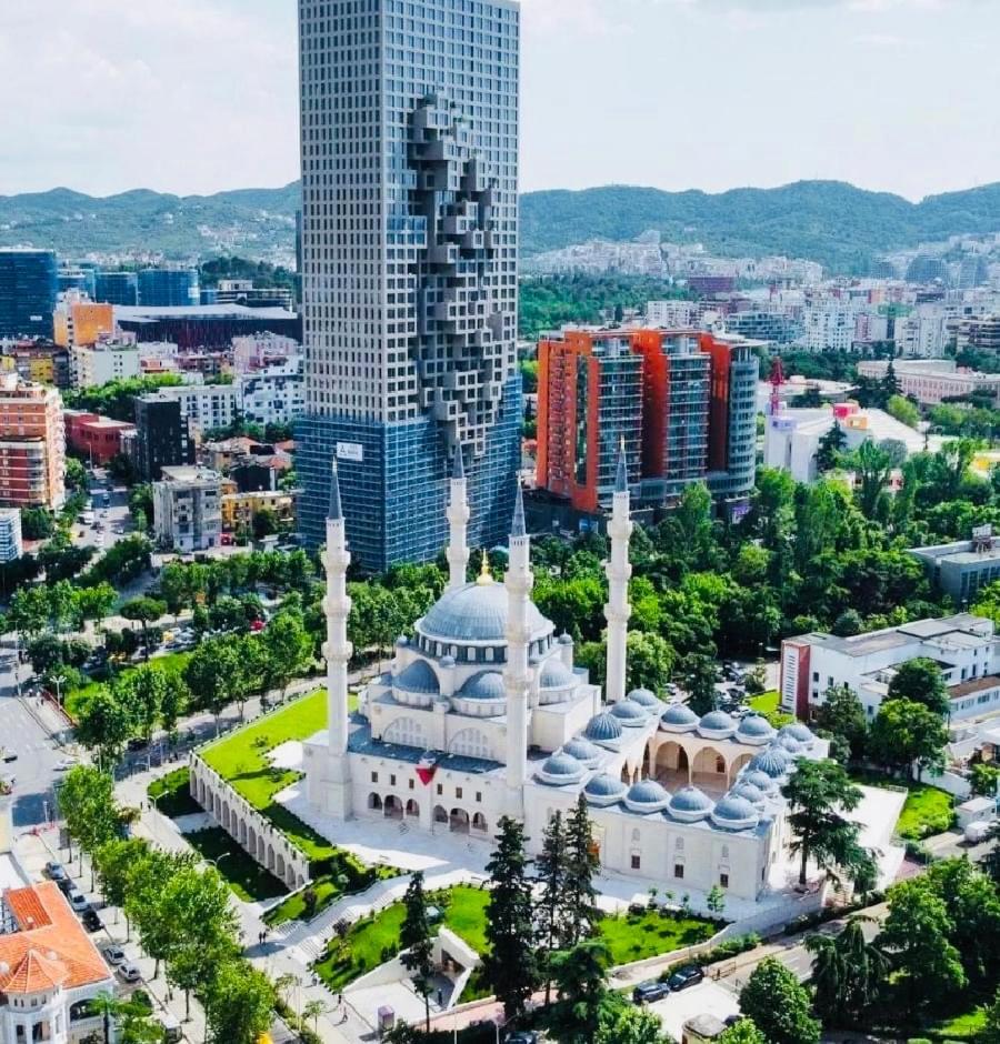 Central Studio Apartment 1, Тирана Екстериор снимка